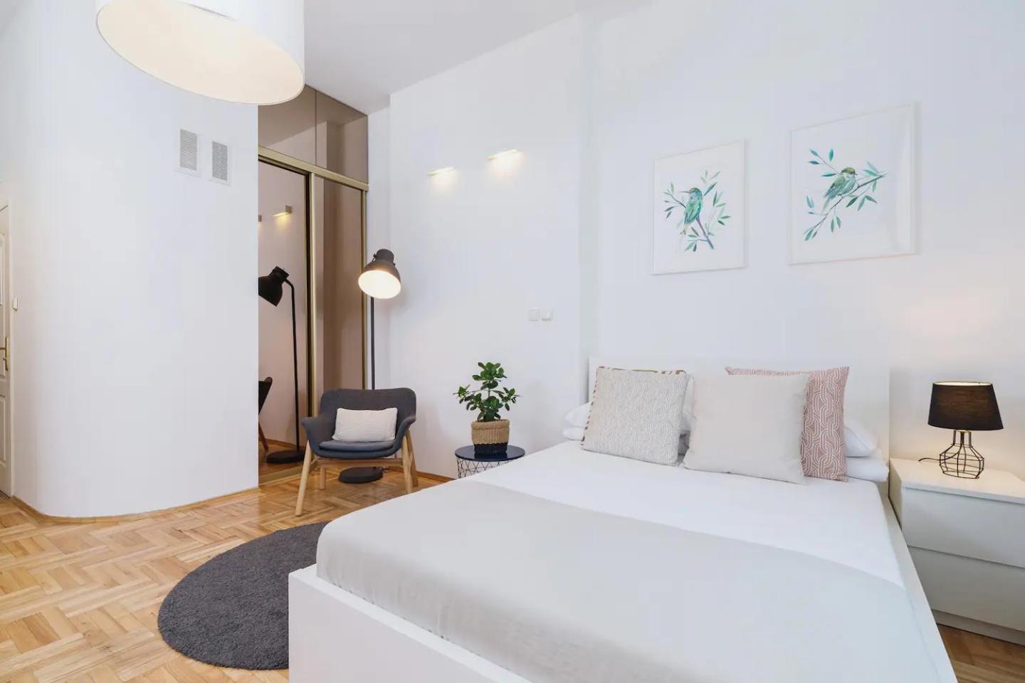 Private Parking - Old Town - Sw Krzyza 16 Street Apartment